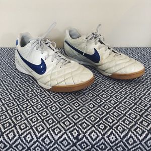 Nike Tiempo Indoor Soccer Shoe